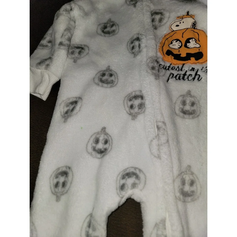 Peanuts fleece sleeper fall Halloween cutest in the patch size 6 9 months